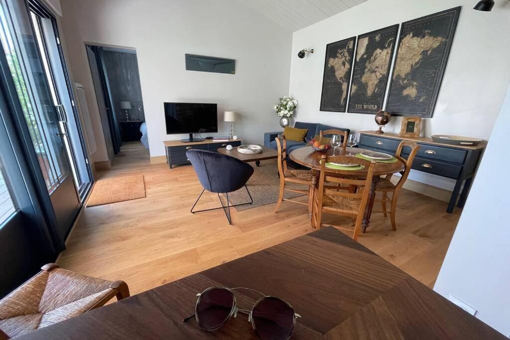 Villa L'oiselière ------- nul part ailleurs à Loix Extérieur photo